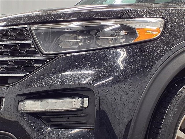 Certified 2020 Ford Explorer XLT w/ Equipment Group 202A image 30