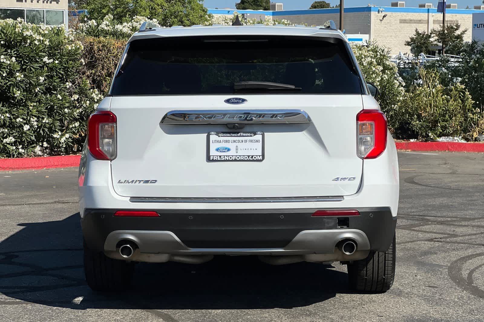 Certified 2023 Ford Explorer Limited AWD/4WD image 8