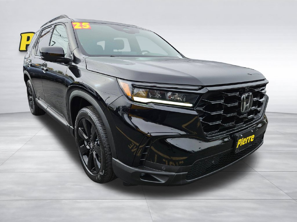 Used 2025 Honda Pilot Black Edition image 7