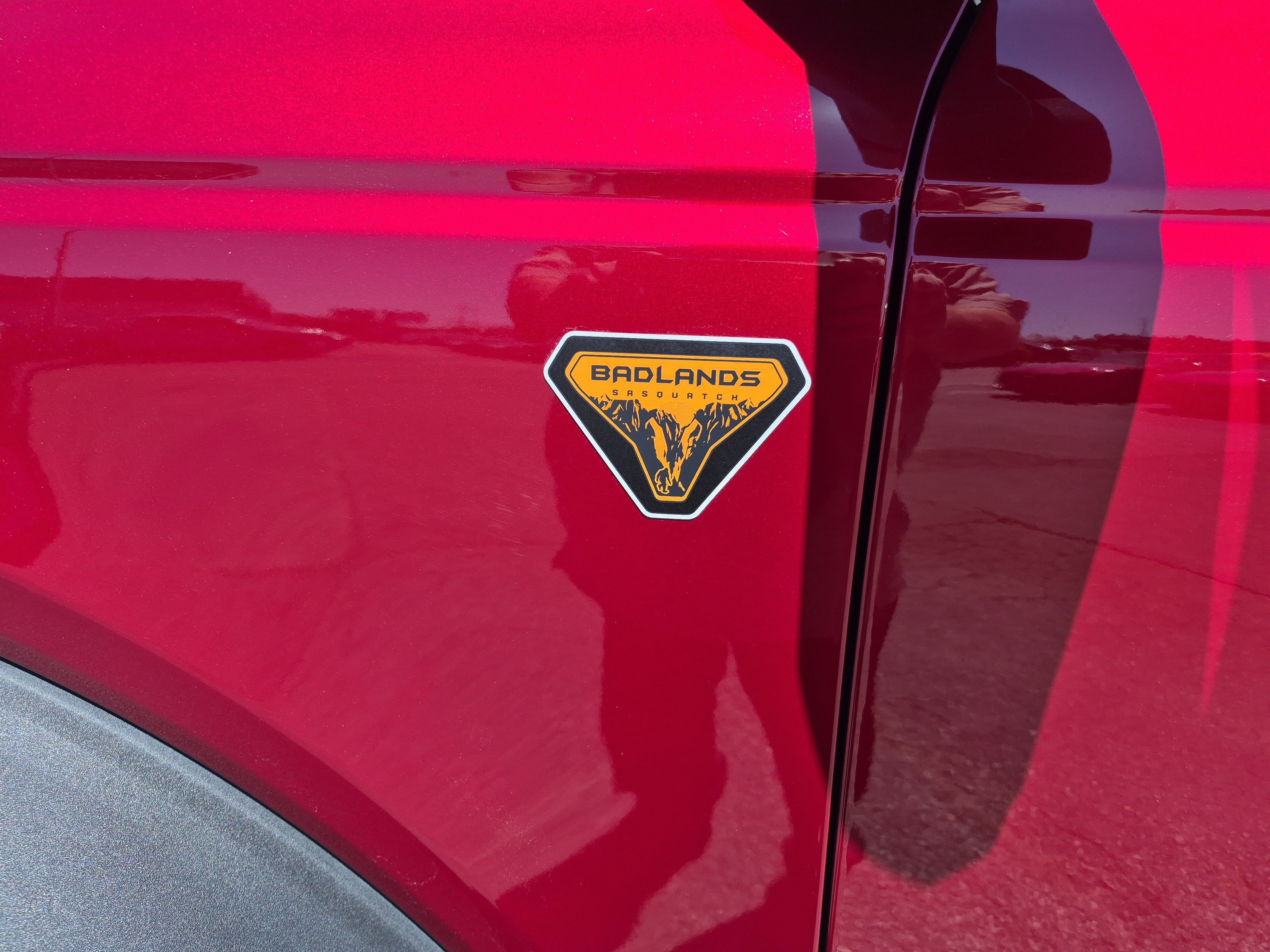 Certified 2025 Ford Bronco Badlands w/ Sasquatch Package AWD/4WD image 8