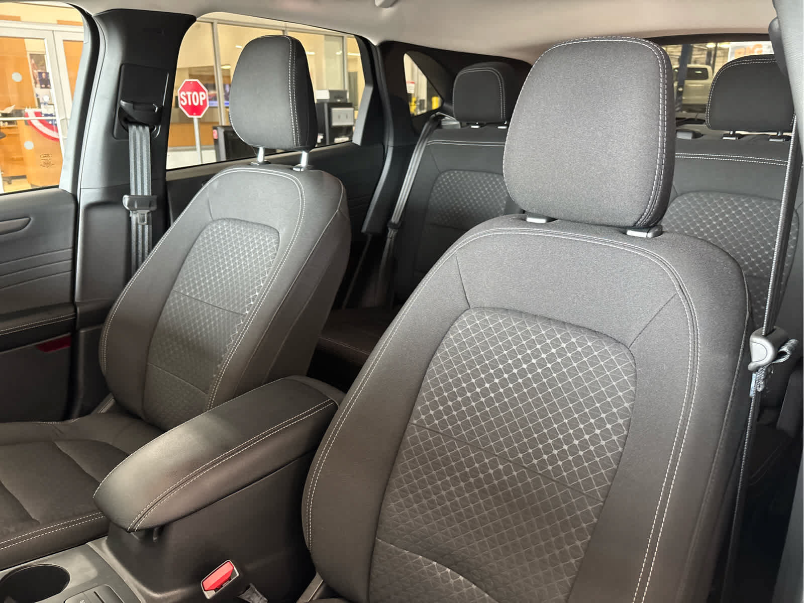 Certified 2024 Ford Escape Active AWD/4WD image 27