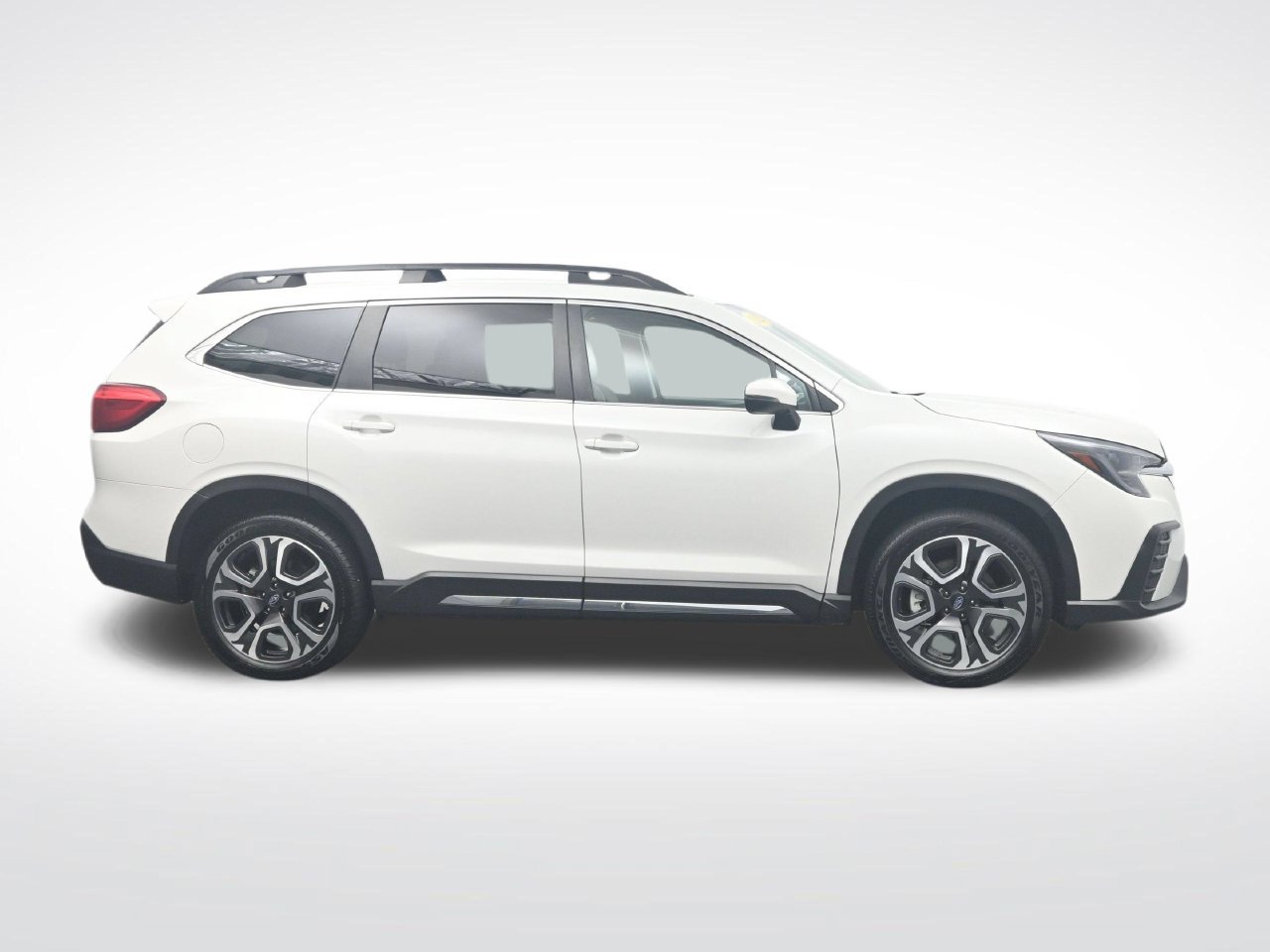 Used 2023 Subaru Ascent Limited AWD/4WD image 4