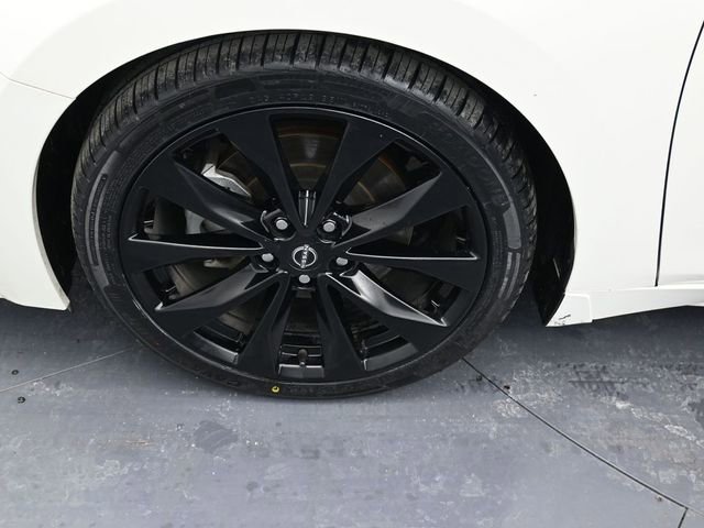 Used 2023 Nissan Maxima SR w/ Sport Mat Group image 9