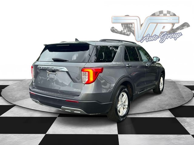 Certified 2023 Ford Explorer XLT w/ Equipment Group 202A AWD/4WD image 6