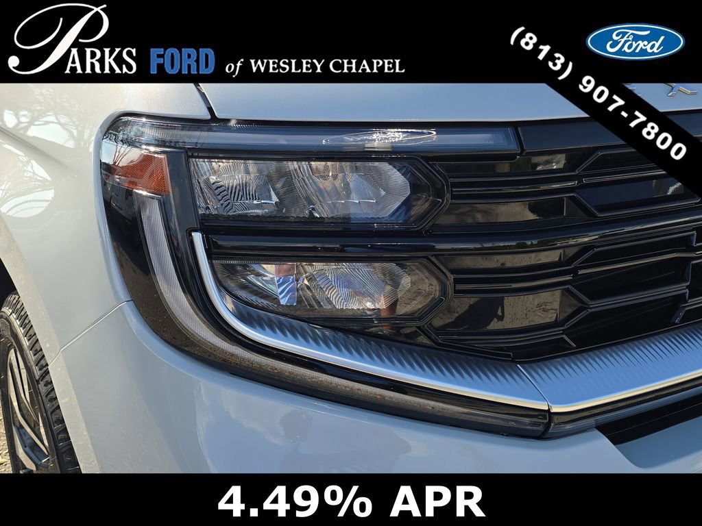 Certified 2025 Ford Expedition Platinum w/ Driver's Package image 6