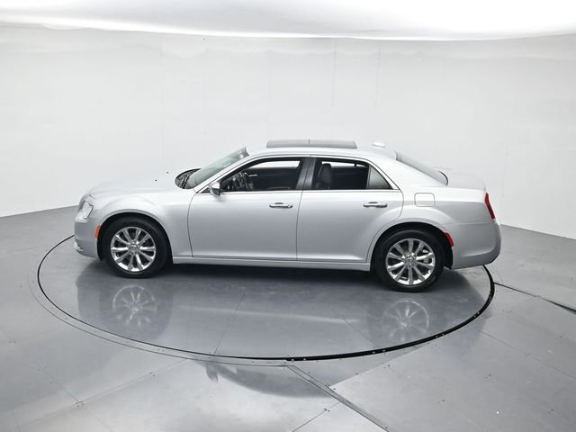 Used 2020 Chrysler 300 Limited image 43