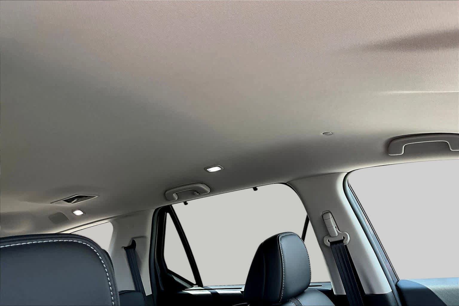Used 2025 Honda Pilot EX-L image 14
