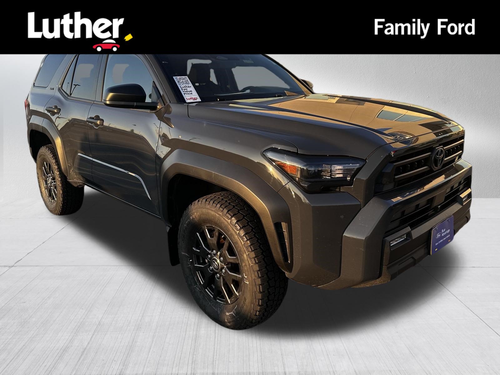Used 2025 Toyota 4Runner SR5 AWD/4WD video 1