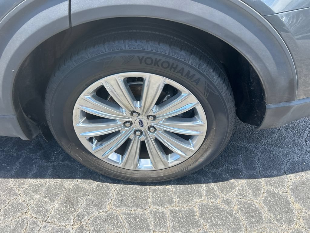 Certified 2020 Ford Explorer Limited RWD image 20