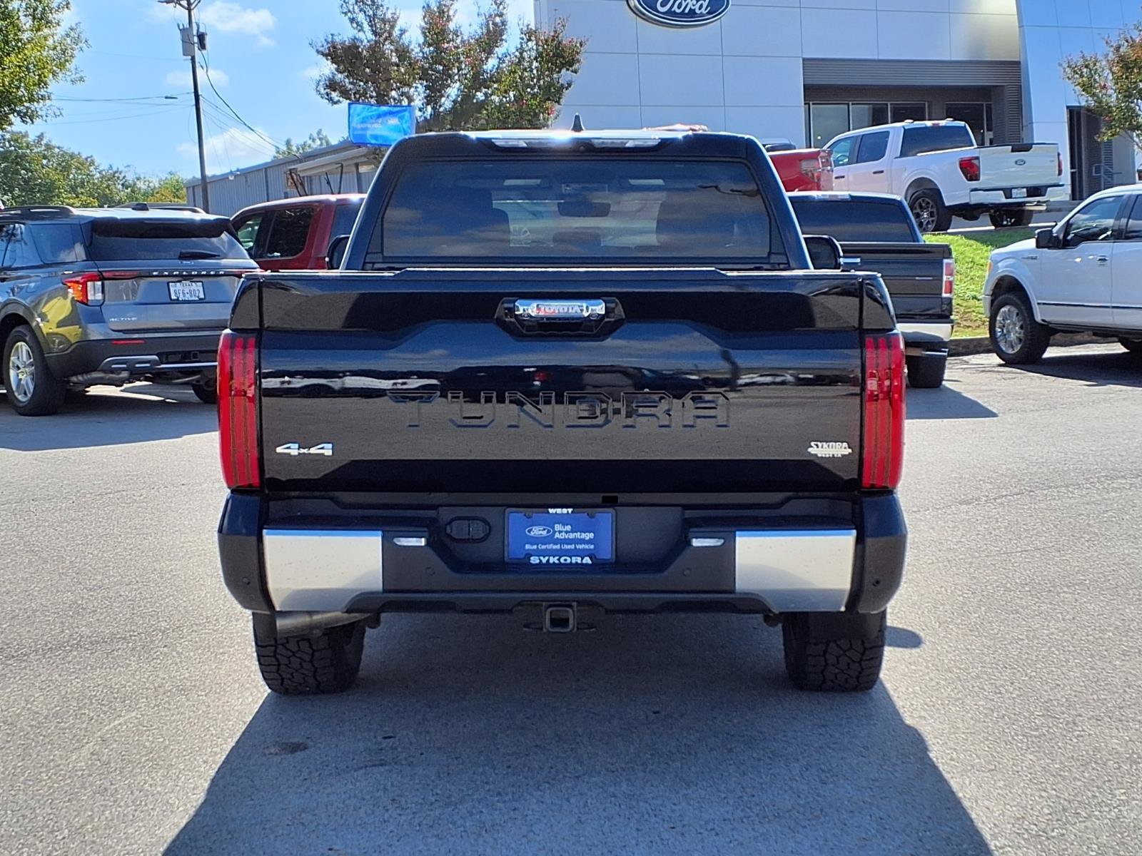 Used 2023 Toyota Tundra Limited w/ TRD Off-Road Package AWD/4WD image 6