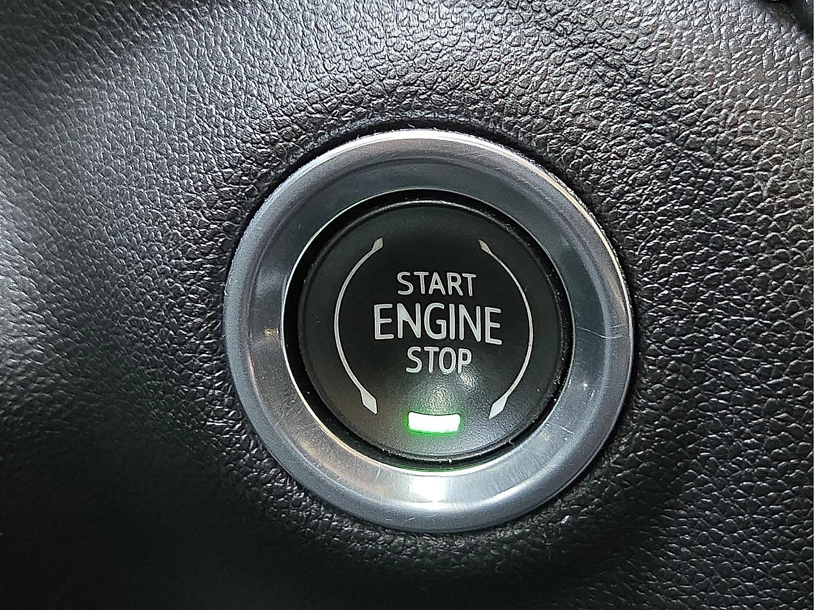Used 2021 GMC Sierra 1500 SLT AWD/4WD image 17