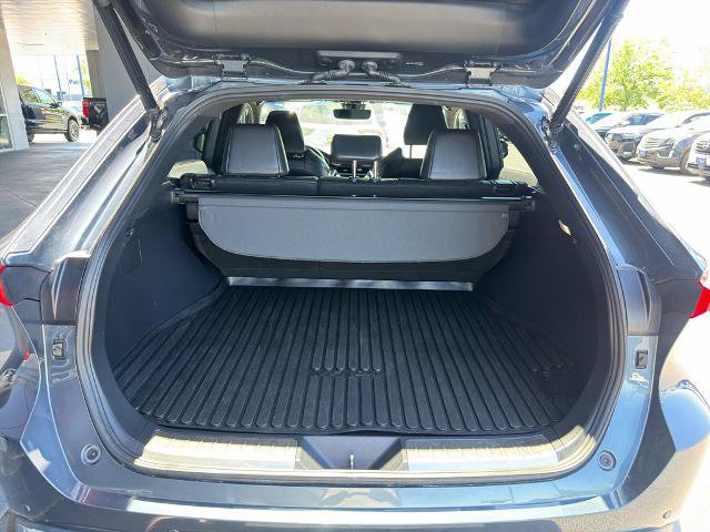 Used 2021 Toyota Venza XLE w/ Softex Package AWD/4WD image 13