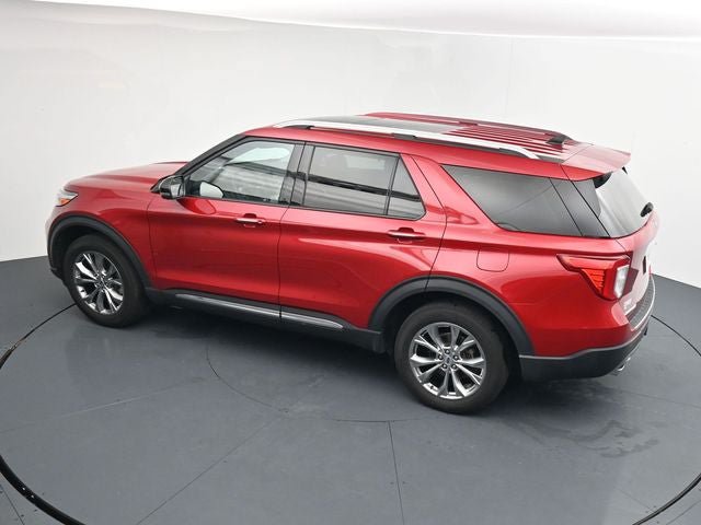 Certified 2022 Ford Explorer Limited w/ Equipment Group 301A AWD/4WD image 30