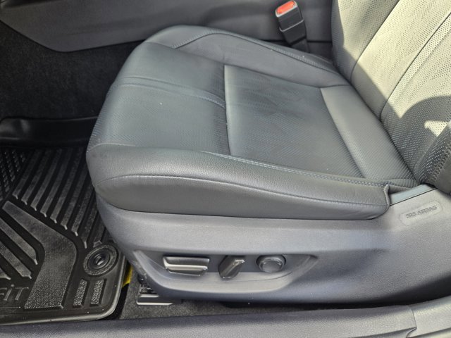 Used 2025 Toyota Camry XSE w/ Premium Package image 22