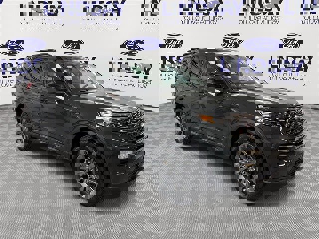 Certified 2023 Ford Explorer XLT w/ Equipment Group 202A