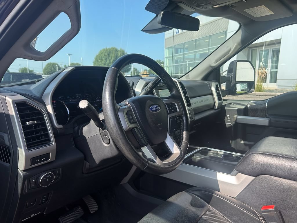 Certified 2019 Ford F250 Lariat w/ Lariat Ultimate Package AWD/4WD image 10