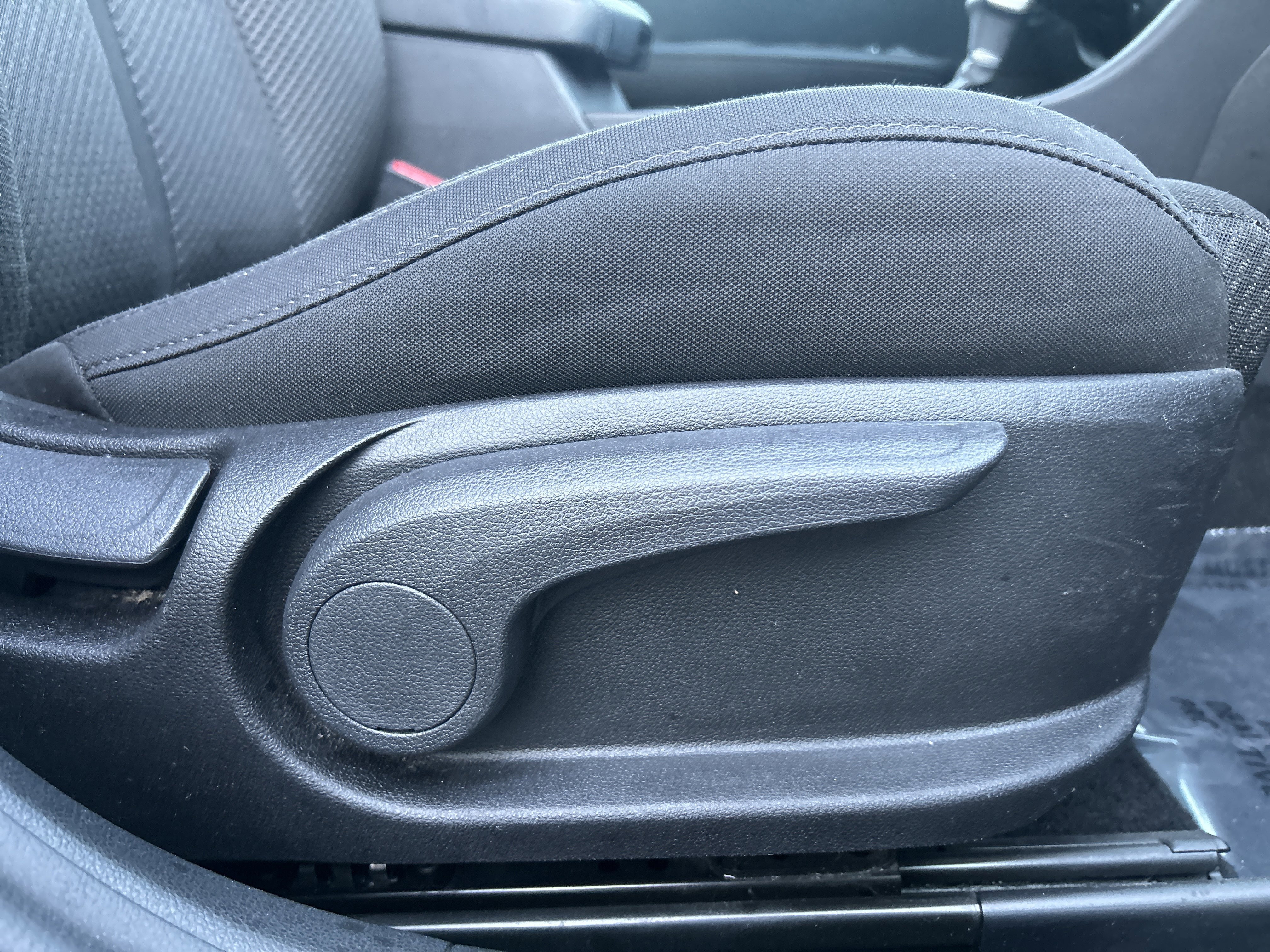 Used 2018 Kia Optima LX w/ 17" Alloy Wheels Package image 30