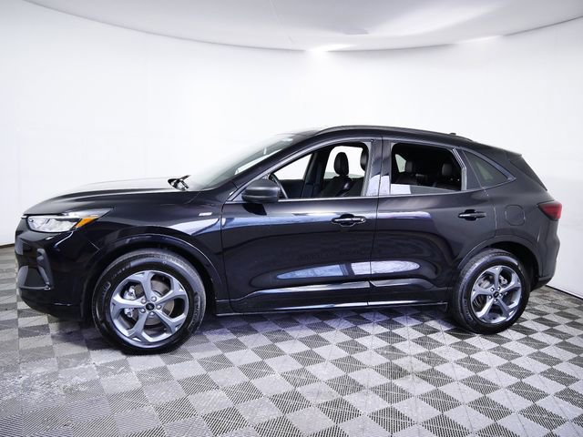 Certified 2024 Ford Escape ST-Line w/ Tech Pack #1 image 6