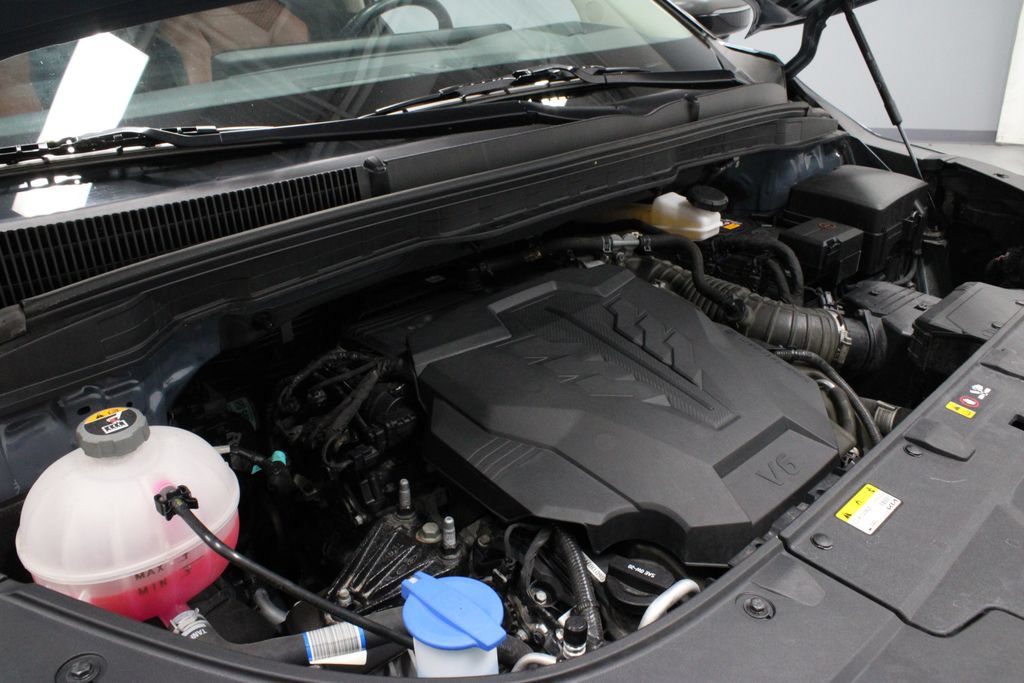 Used 2025 Kia Carnival SX Prestige FWD image 16