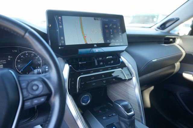Used 2021 Toyota Venza Limited image 25