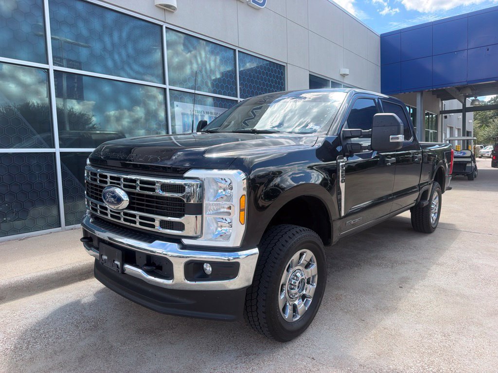 Certified 2024 Ford F250 XLT w/ FX4 Off-Road Package AWD/4WD image 2