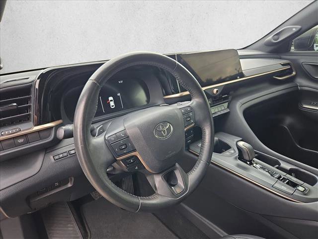 Used 2023 Toyota Crown Platinum AWD/4WD image 9