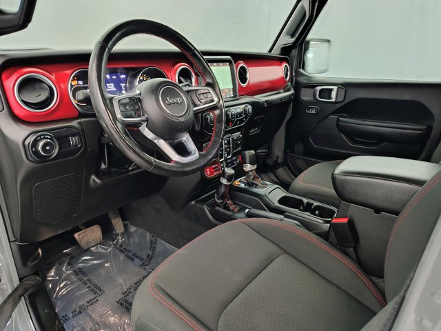 Used 2023 Jeep Wrangler Unlimited Rubicon w/ Cold Weather Group AWD/4WD image 39