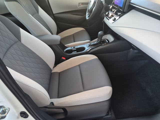 Used 2023 Toyota Corolla LE FWD image 34