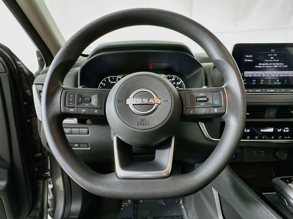 Used 2024 Nissan Rogue SV FWD image 15