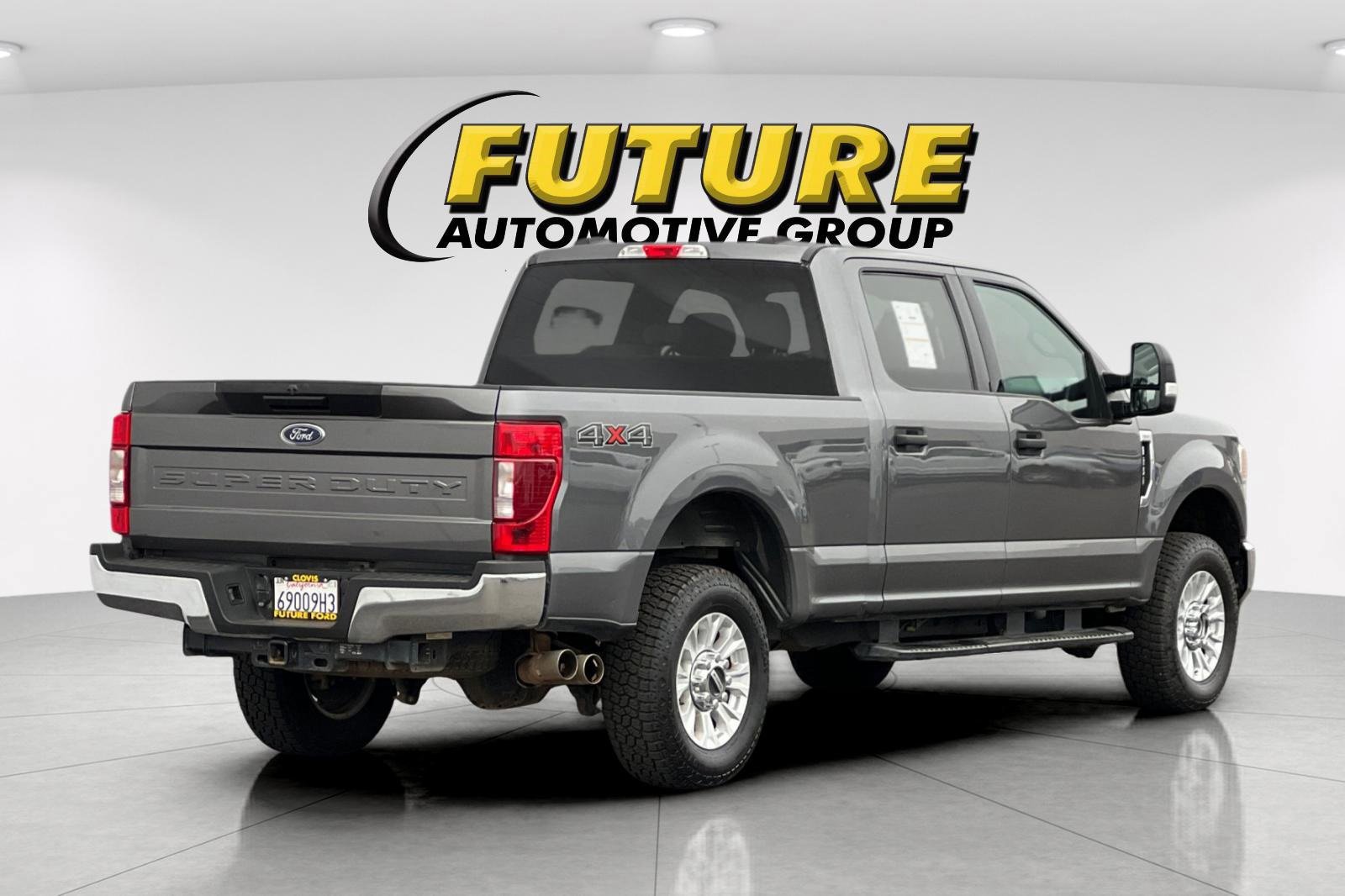 Certified 2022 Ford F250 XLT image 5