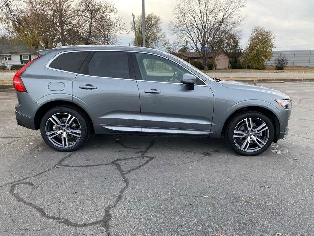 Used 2021 Volvo XC60 T5 Momentum w/ Protection Package Premier image 8