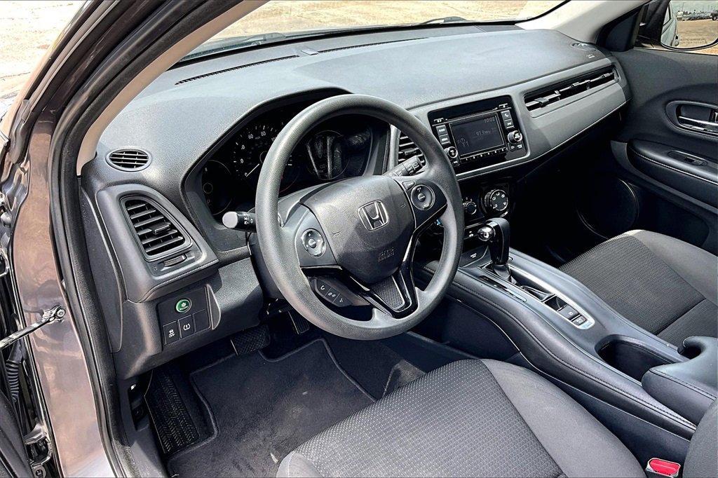 Used 2020 Honda HR-V LX image 14