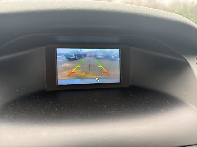 Certified 2018 Ford Focus SE w/ SE Appearance Package image 17