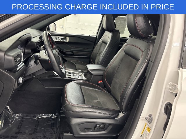 Certified 2023 Ford Explorer ST-Line AWD/4WD image 3