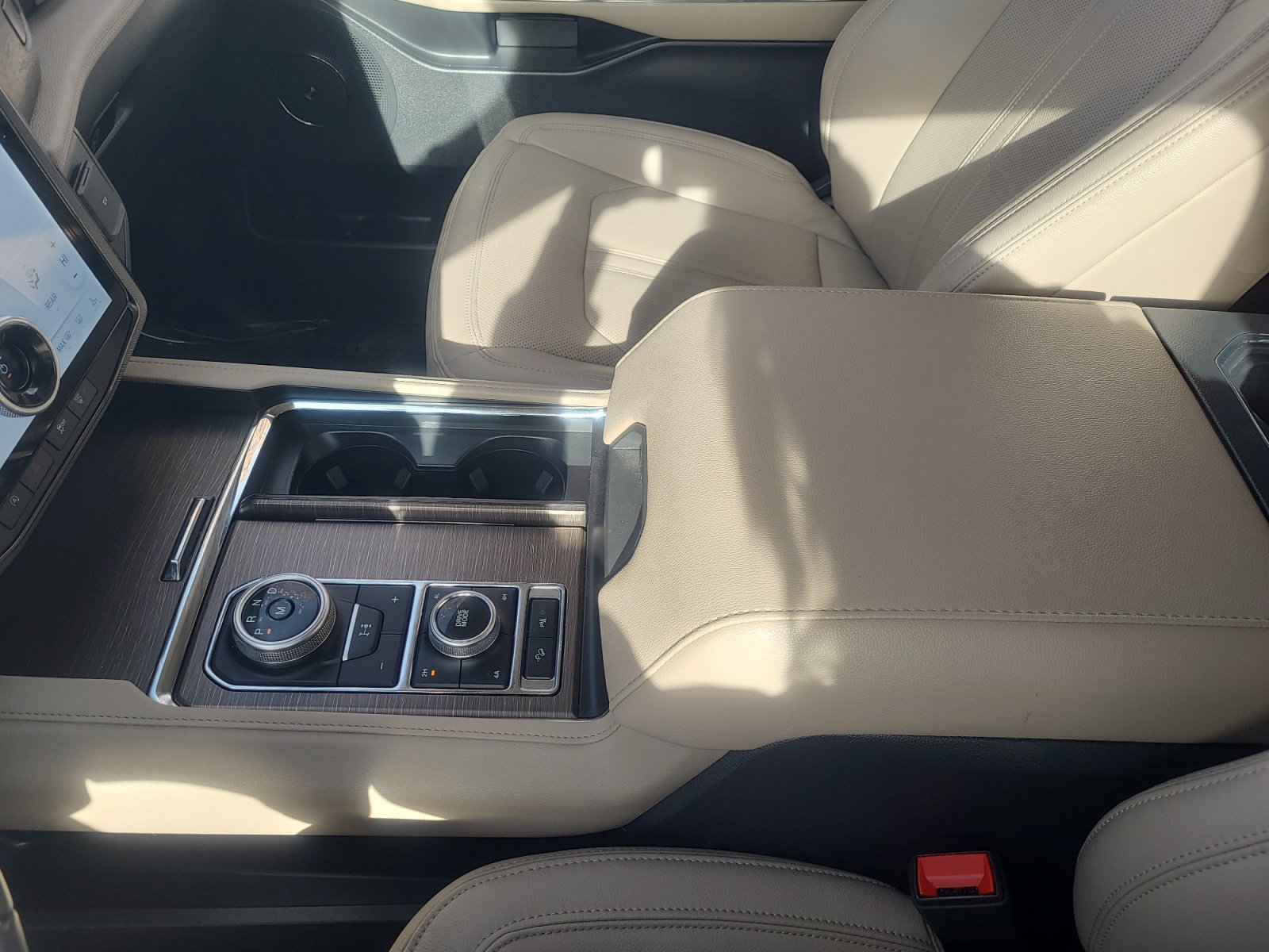 Certified 2024 Ford Expedition Max Limited w/ Excursion Package image 15