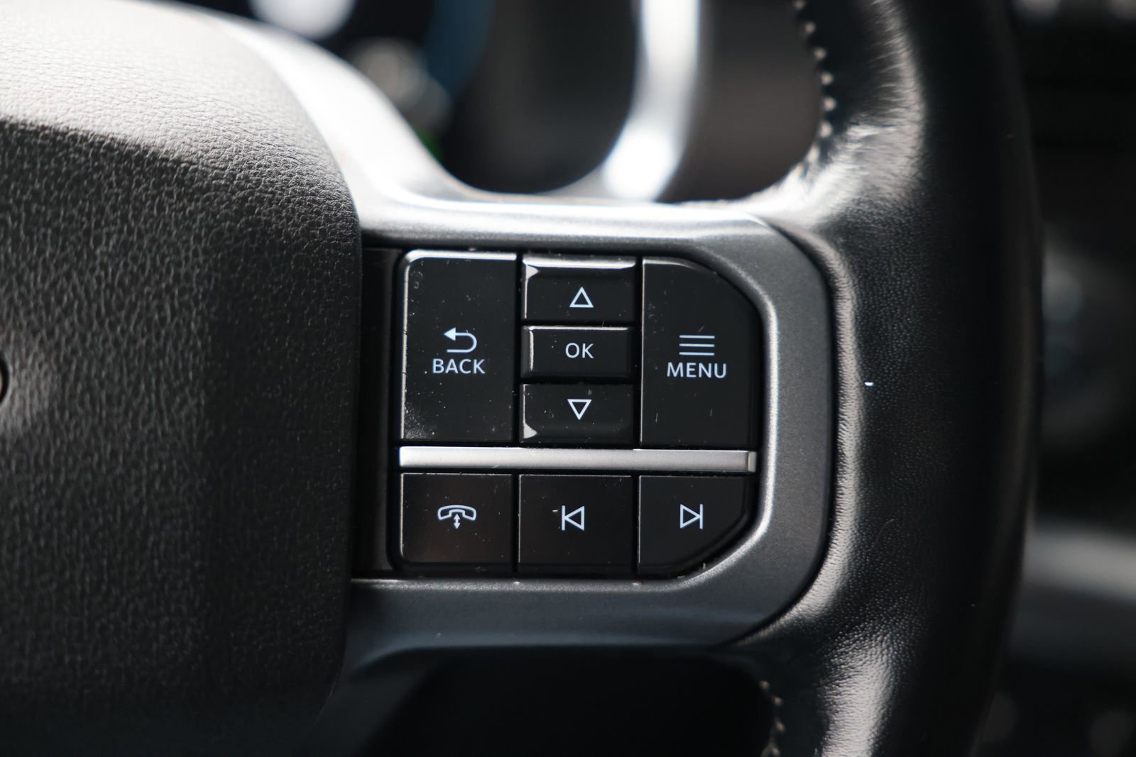 Certified 2023 Ford F150 Lariat w/ Equipment Group 502A High image 24