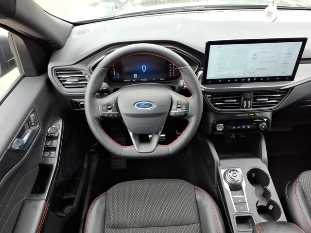 Certified 2024 Ford Escape ST-Line w/ Tech Pack #1 AWD/4WD image 5