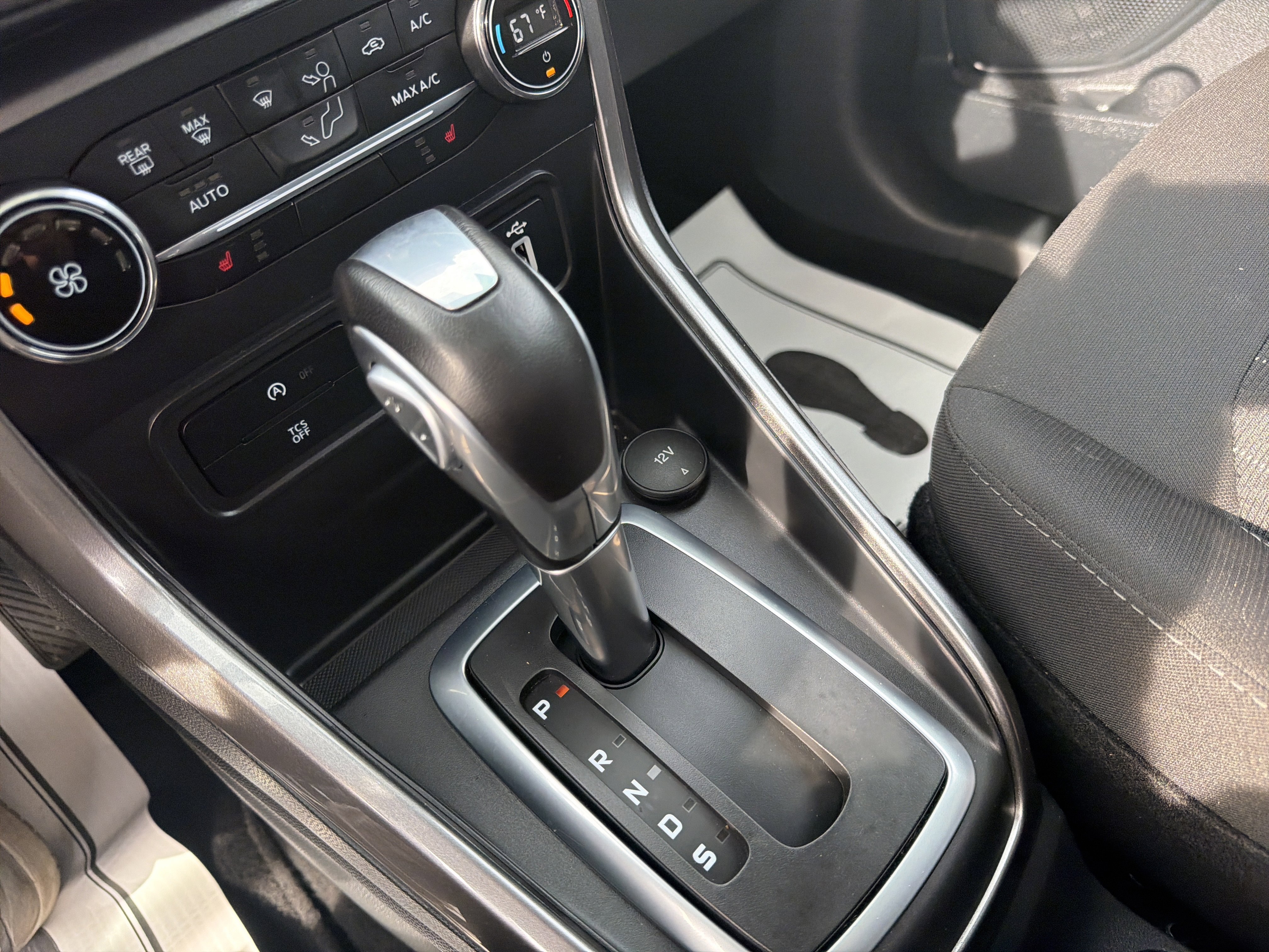 Certified 2019 Ford EcoSport SE w/ SE Convenience Package AWD/4WD image 23