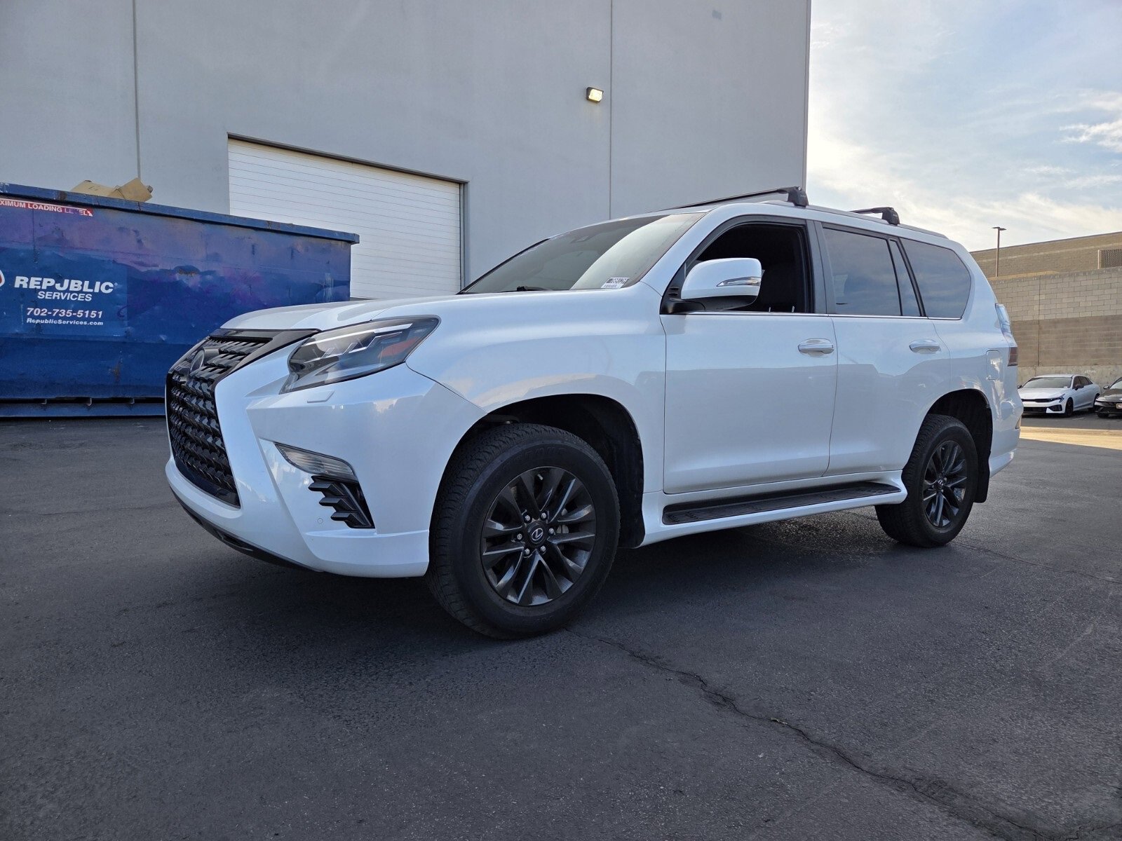 Used 2021 Lexus GX 460 Premium w/ Premium Package image 2