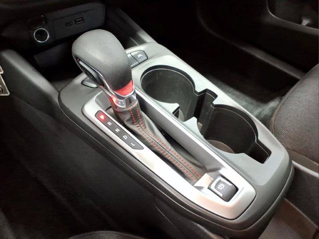 Used 2024 Chevrolet Trax RS FWD image 24