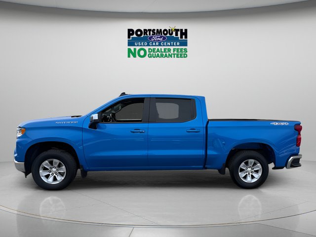 Used 2025 Chevrolet Silverado 1500 LT AWD/4WD image 2