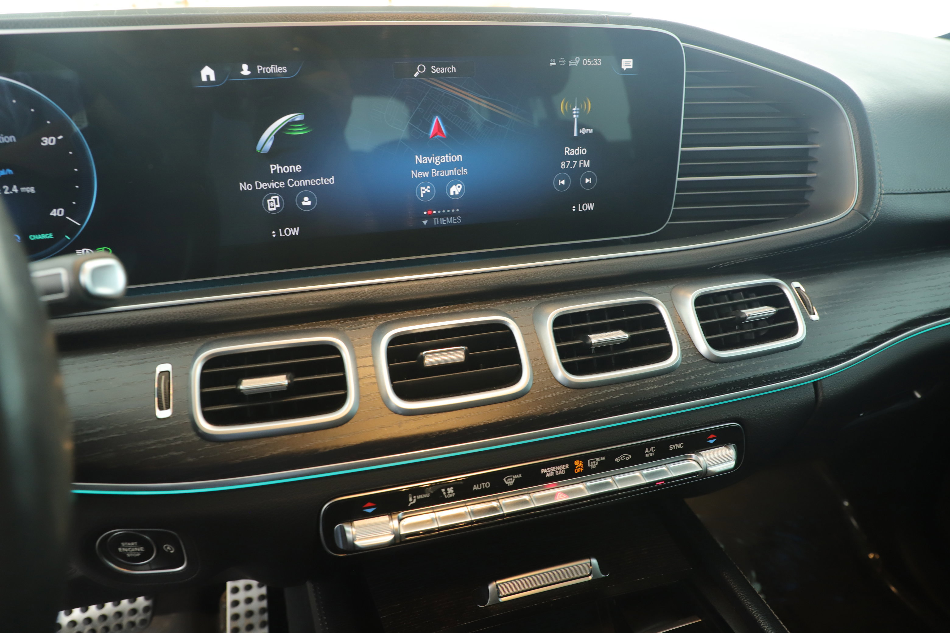 Used 2022 Mercedes-Benz GLS 450 4MATIC image 14