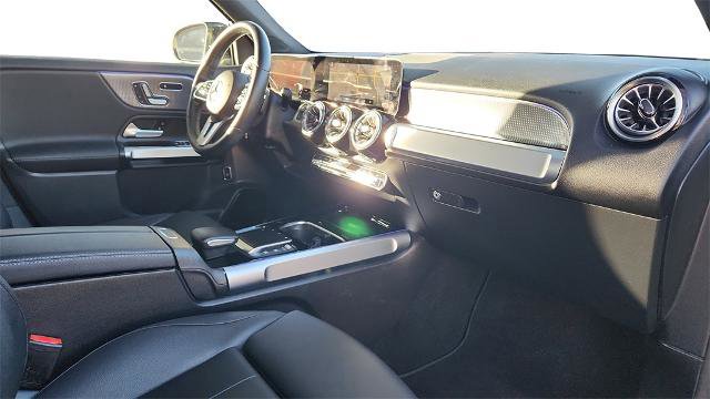 Used 2023 Mercedes-Benz EQB 250+ image 33