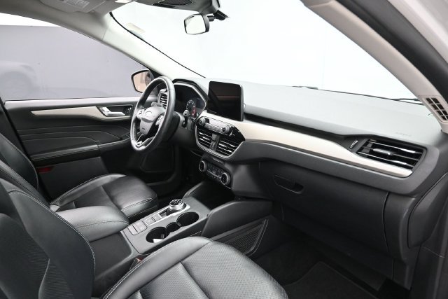 Certified 2022 Ford Escape SEL FWD image 32