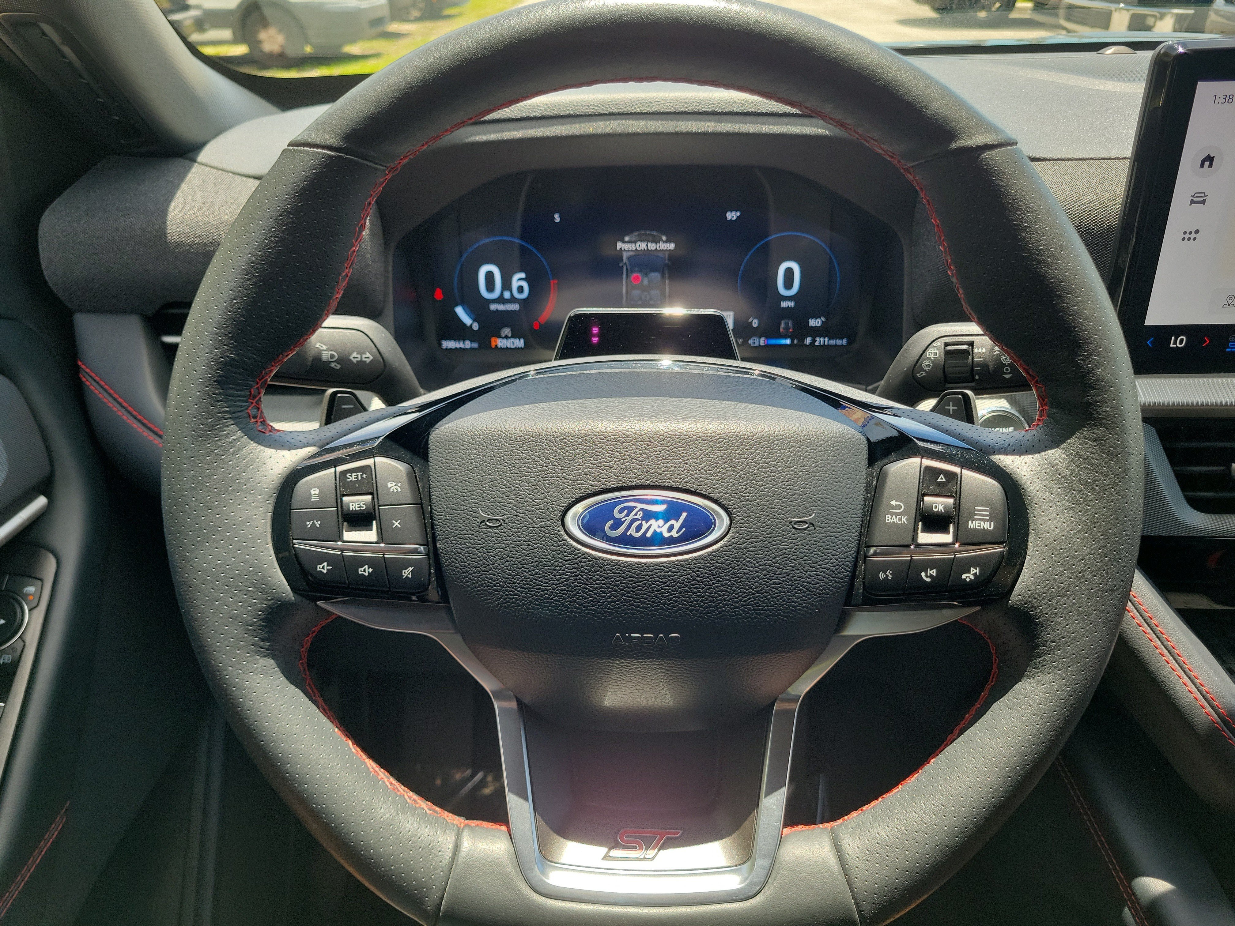 Certified 2025 Ford Explorer ST RWD image 18
