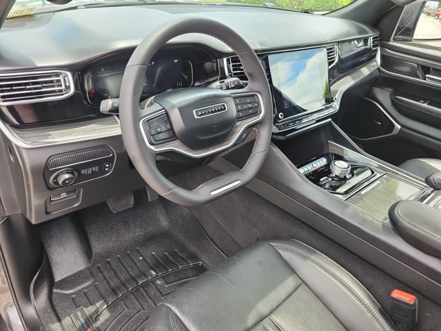Used 2022 Jeep Wagoneer Series II w/ Premium Group I AWD/4WD image 17