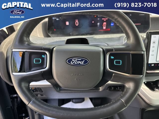 Certified 2025 Ford Expedition Active AWD/4WD image 25