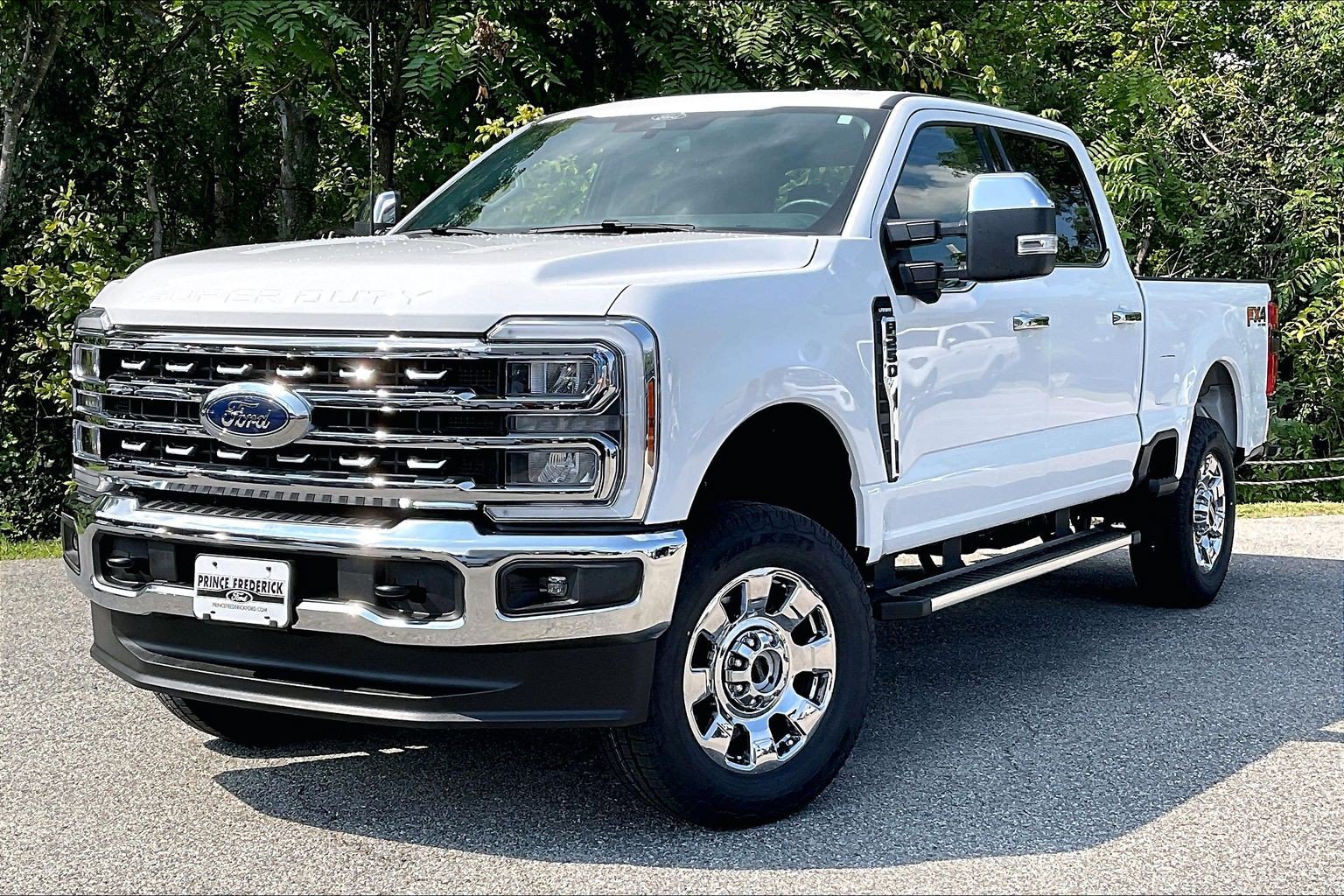 Certified 2025 Ford F250 Lariat w/ Chrome Package AWD/4WD image 3