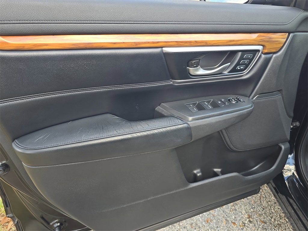 Used 2017 Honda CR-V EX-L image 16