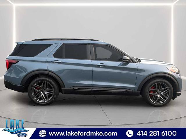 Certified 2025 Ford Explorer ST w/ Sun And Sound Package AWD/4WD image 8